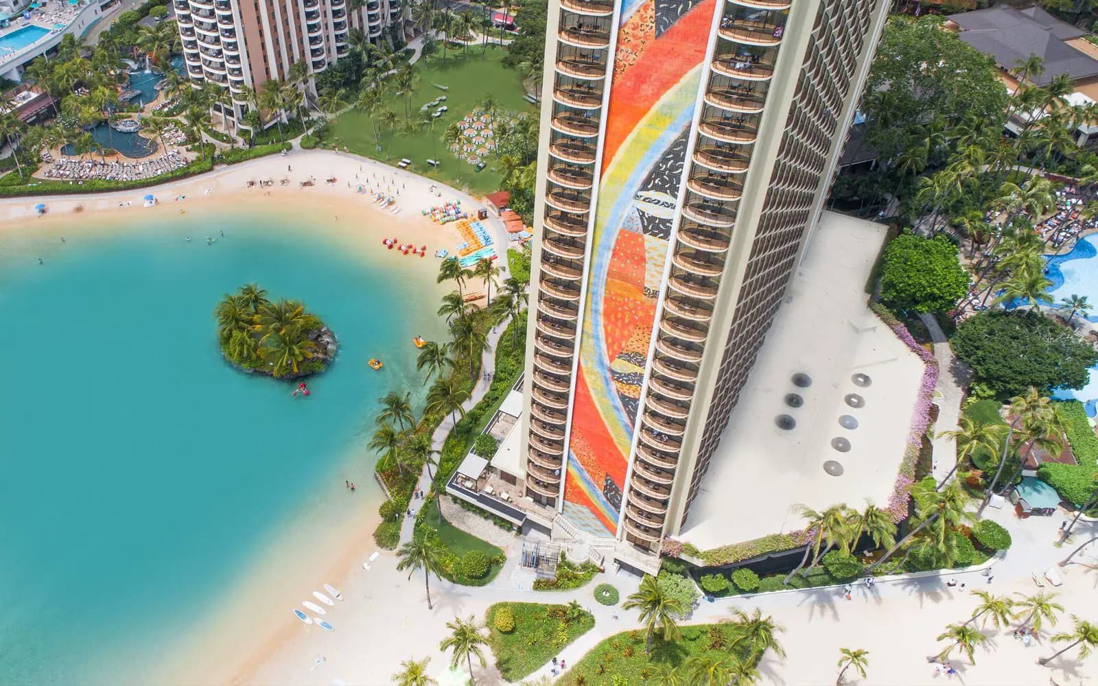 Rainbow Tower — Waikiki, Honolulu, EUA